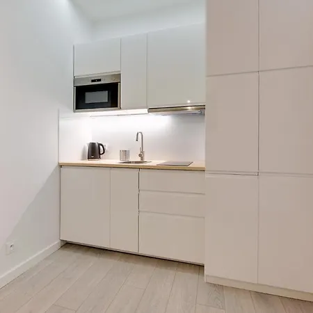 Grand - 50 M From Monte Cassino Apartment *